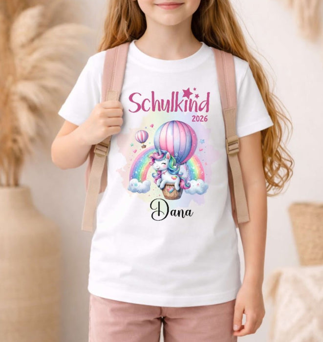 Einschulungsshirt mit Namen personalisiert Einhorn mit Heißluftballon Mädchen T-Shirt Einschulung | CreativMade .