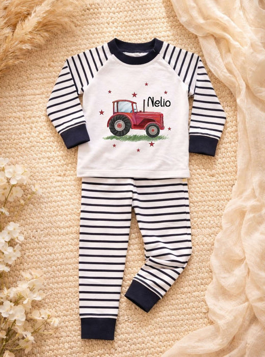 Kinder & Baby Schlafanzug mit Namen Traktor – Personalisierter Pyjama für Jungen | CreativMade .