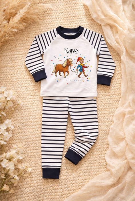Kinder Schlafanzug mit Namen für Maria – Personalisierter Pyjama für Jungen