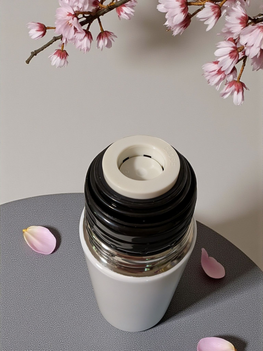 Thermoskanne personalisiert mit Namen Mädchen Edelstahl Isolierflasche Thermoflasche Geschenkidee - CreativMade