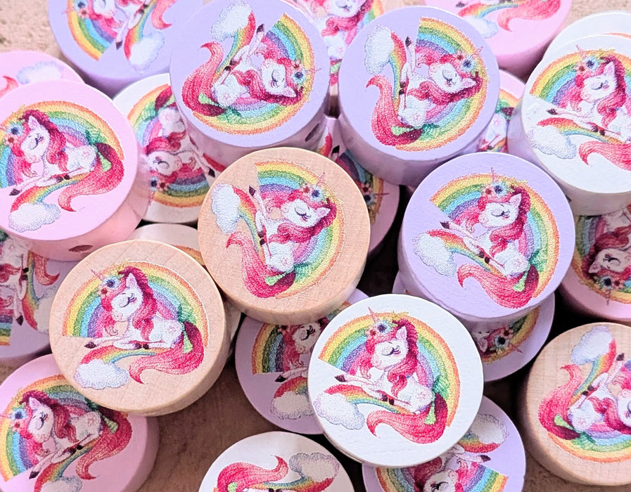 Motivperle & Motivscheibe aus Holz Regenbogen Einhorn– Bastelmaterial für Schnullerketten, Anhänger & kreative DIY-Ideen - CreativMade 