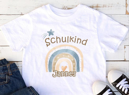 T-Shirt Schulkind Einschulung mit Name Regenbogen Junge personalisiert - CreativMade 