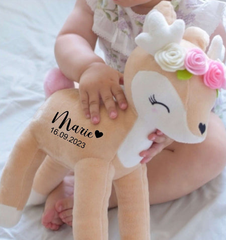 Kuscheltier Reh mit Name personalisiert Mädchen Stofftier Geburtsdatum Plüschtier Baby Geburt - CreativMade 