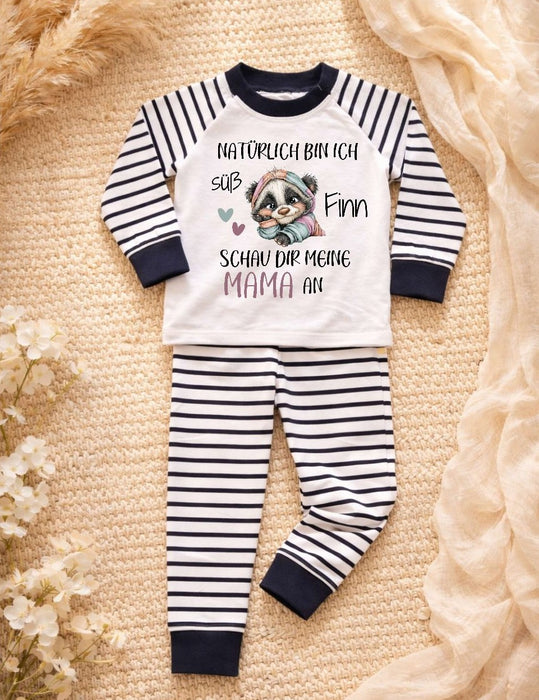 Kinder Schlafanzug mit Namen – Bär „Natürlich bin ich süß“ – Personalisierter Pyjama | CreativMade .