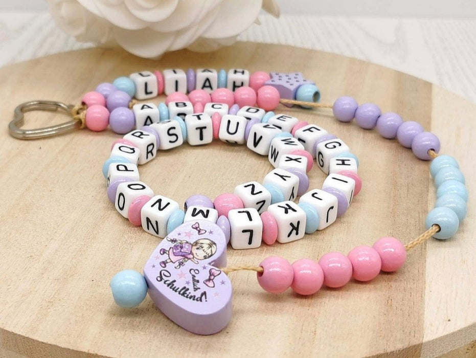 Personalisierte Rechenkette mit Namen & Holzperlen endlich Schulkind – Lernhilfe für Kinder - CreativMade