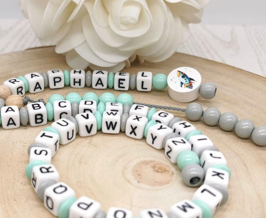 Personalisierte Rechenkette Rakete & Astronaut mit Buchstaben & Holzperlen – Lernhilfe für Kinder - CreativMade