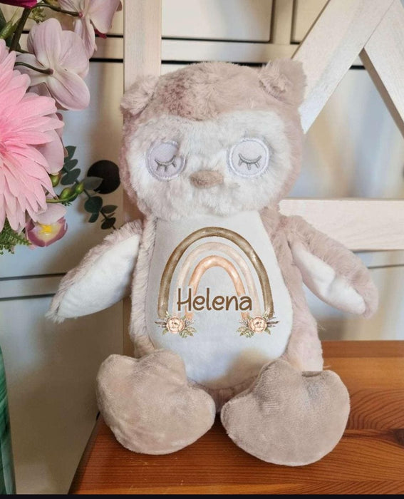 Personalisierte Kuscheltier-Eule mit Namen – bedruckt & individuell – Geschenk zur Geburt, Taufe oder Geburtstag – Babygeschenk mit Herz - CreativMade 