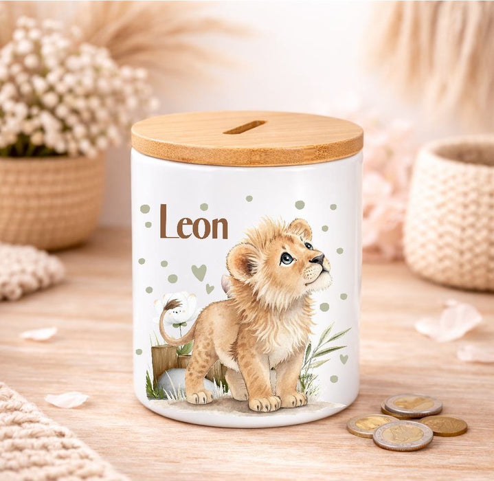 Kinder Spardose mit Name Löwe – Personalisierte Spardose für Kinder Keramik mit Bambusdeckel für Jungen | CreativMade .
