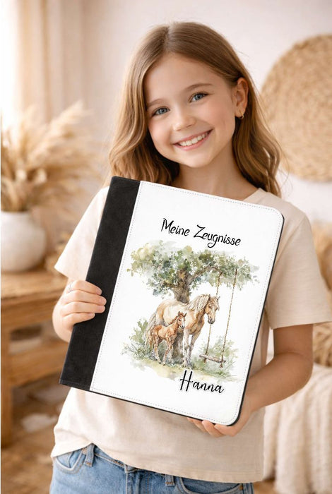 Personalisierte Zeugnismappe mit Namen Pferd – Mappe für Schulzeugnisse A4 | Geschenk zur Einschulung Mädchen - CreativMade 