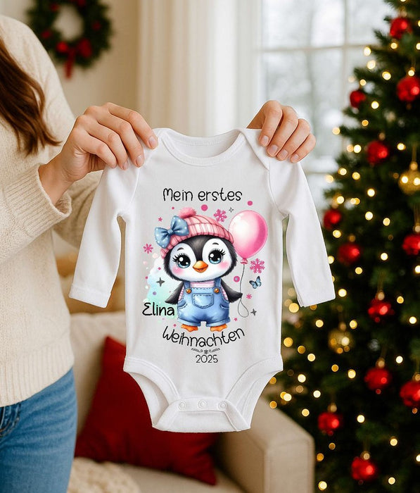Mein erstes Weihnachten Baby-Body Pinguin Mädchen – personalisiert Weihnachtsoutfit aus Baumwolle (0–18 Monate) Strampler - CreativMade 