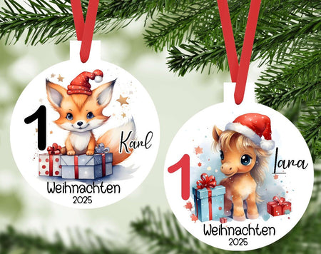 Personalisierter Christbumschmuck & Weihnachtsbaumanhänger Baby Waschbär Zebra – Mein erstes Weihnachten mit Namen aus Aluminium Geschenkidee - CreativMade