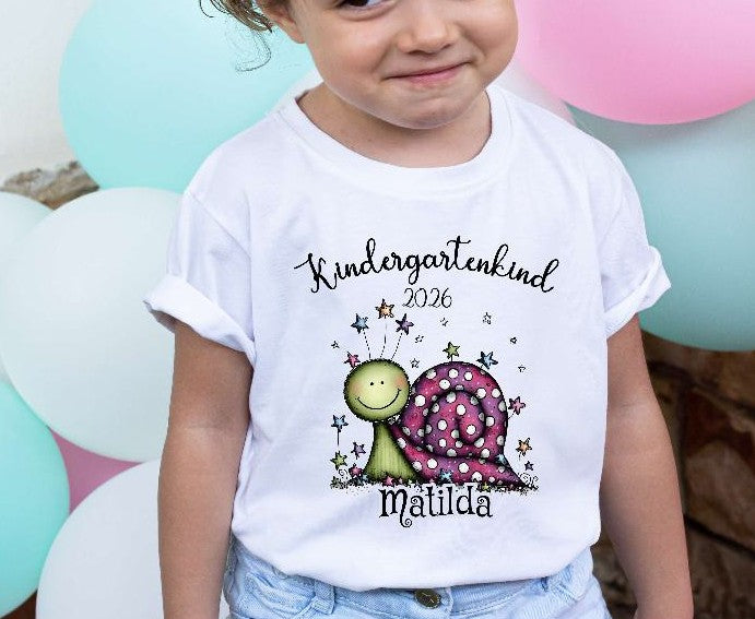 Kindergartenkind T-Shirt personalisiert mit Namen Schnecke – Kita Abschluss & Vorschulkind Geschenk - CreativMade 