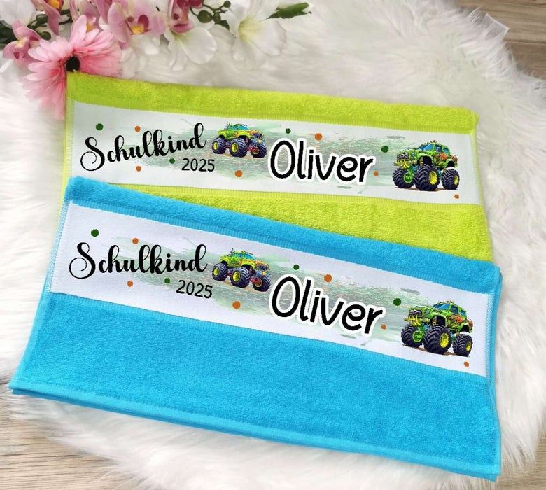 Personalisiertes Kinderhandtuch zur Einschulung – Monstertruck mit Namen, ideal für die Schultüte & den Schulstart - CreativMade