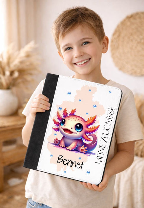 Personalisierte Zeugnismappe mit Namen Axolotl – Mappe für Schulzeugnisse A4 | Geschenk zur Einschulung Jungen - CreativMade