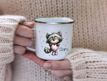 Kindertasse personalisiert mit Namen Waschbär Mädchen Emaille Keramik Kunststoff Geschenk - CreativMade 