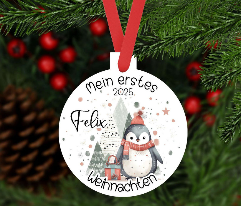 Personalisierter Christbumschmuck & Weihnachtsbaumanhänger Baby Pinguin – Mein erstes Weihnachten mit Namen aus Aluminium Geschenkidee - CreativMade 