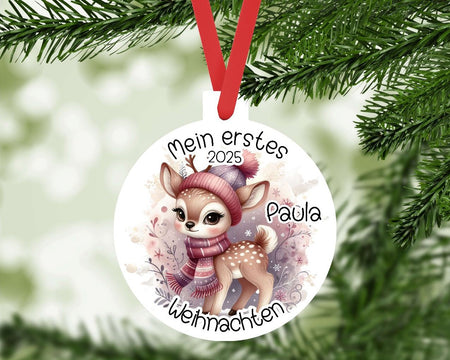 Personalisierter Christbumschmuck & Weihnachtsbaumanhänger Baby Reh – Mein erstes Weihnachten mit Namen aus Aluminium Geschenkidee - CreativMade 