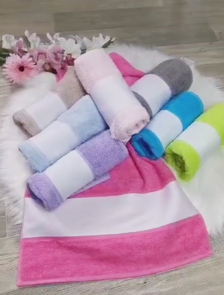 Personalisiertes Kinderhandtuch zur Einschulung – Schulkind Traktor mit Namen, ideal als Geschenk & den Schulstart - CreativMade