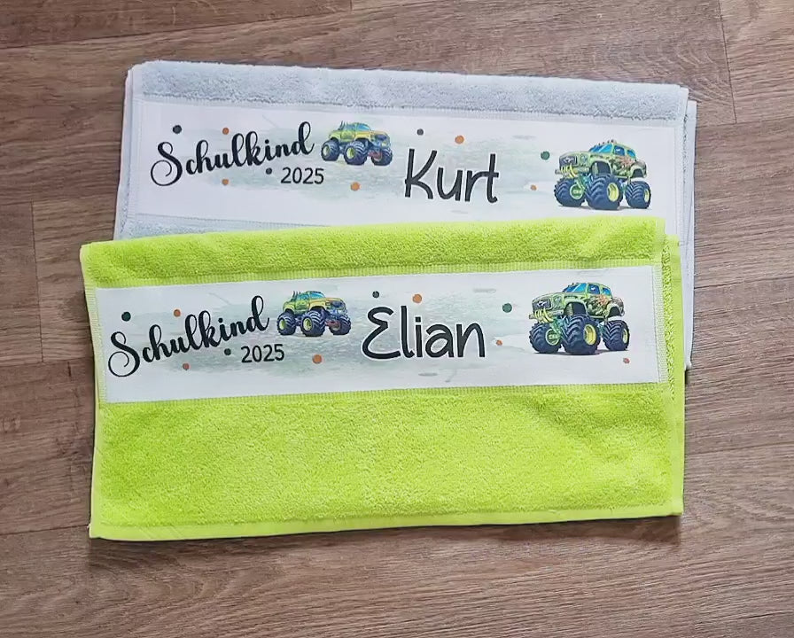 Personalisiertes Kinderhandtuch zur Einschulung – Monstertruck mit Namen, ideal für die Schultüte & den Schulstart - CreativMade