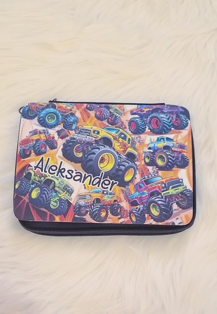 Personalisiertes Federmäppchen mit Name Monstertruck Junge Geschenk Einschulung Federmappe Federpenal - CreativMade