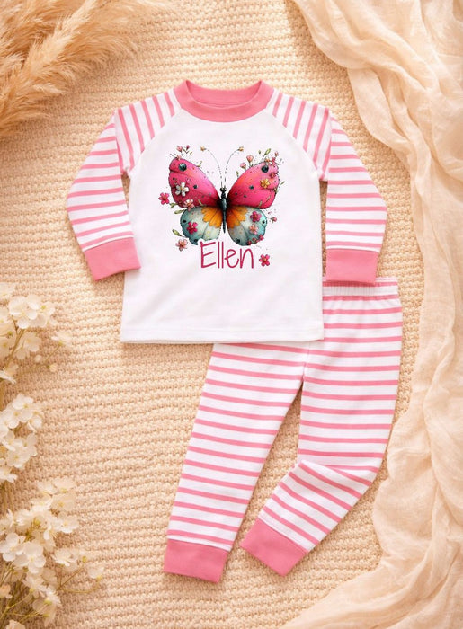 Kinder Schlafanzug mit Namen Schmetterling – Personalisierter Pyjama für Babys Mädchen | CreativMade .