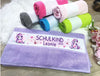 Personalisiertes Kinderhandtuch zur Einschulung – Schulkind Einhorn mit Namen, ideal als Geschenk & den Schulstart - CreativMade