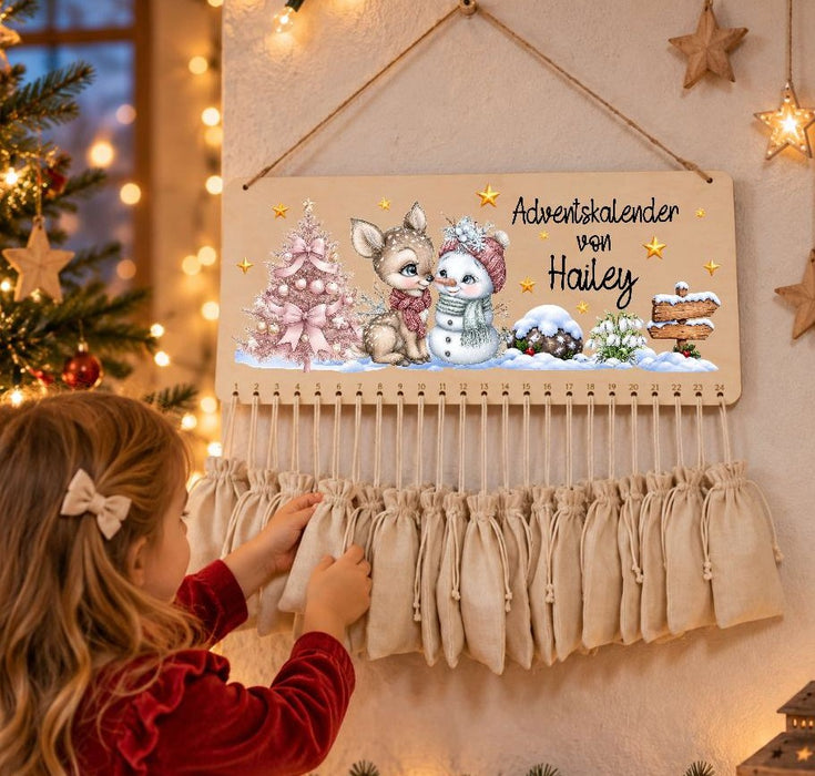 Personalisierter Adventskalender aus Holz mit Namen Reh & Schneemann für Mädchen – zum Befüllen mit oder ohne Säckchen | CreativMade .
