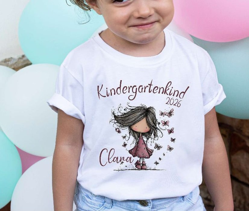 Kindergartenkind T-Shirt personalisiert mit Namen Schmetterling Mädchen – Kita Abschluss & Vorschulkind Geschenk - CreativMade 