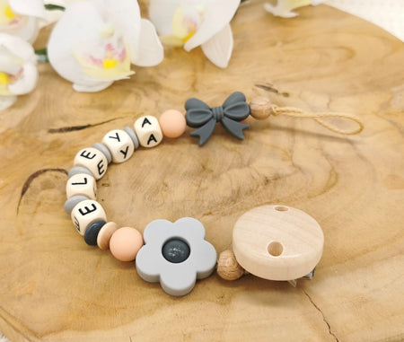Schnullerkette mit Namen Mädchen - CreativMade 