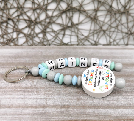 Schlüsselanhänger mit Namen ein fantastischer Erzieher..... - CreativMade 