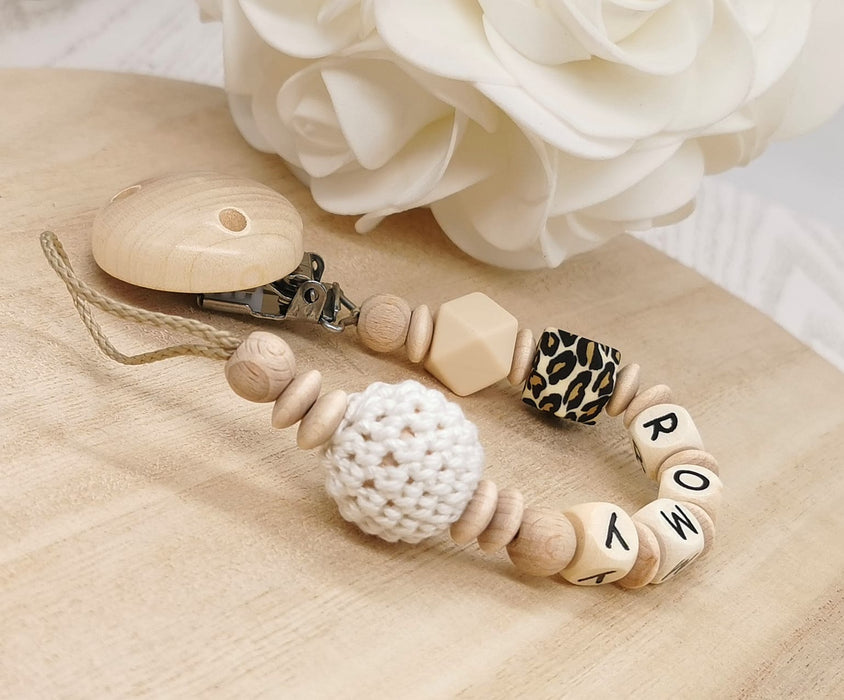 Schnullerkette mit Namen Leopard personalisiert Geschenk zur Geburt 